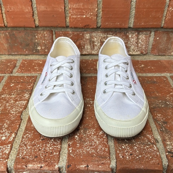 Superga 2750 Cotu Classic White Rubber Sole Sneakers Women's 38/7.5 - Picture 2 of 8